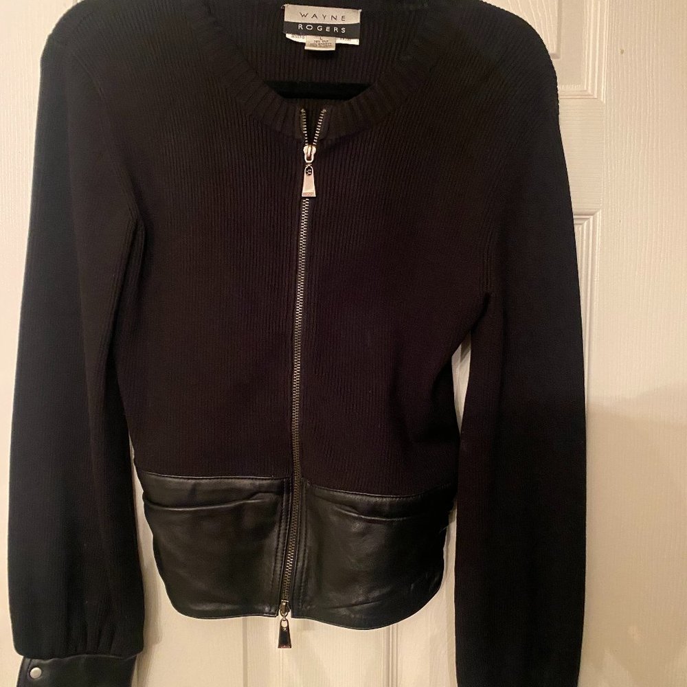 WAYNE ROGERS BLACK ZIP FRONT JACKET